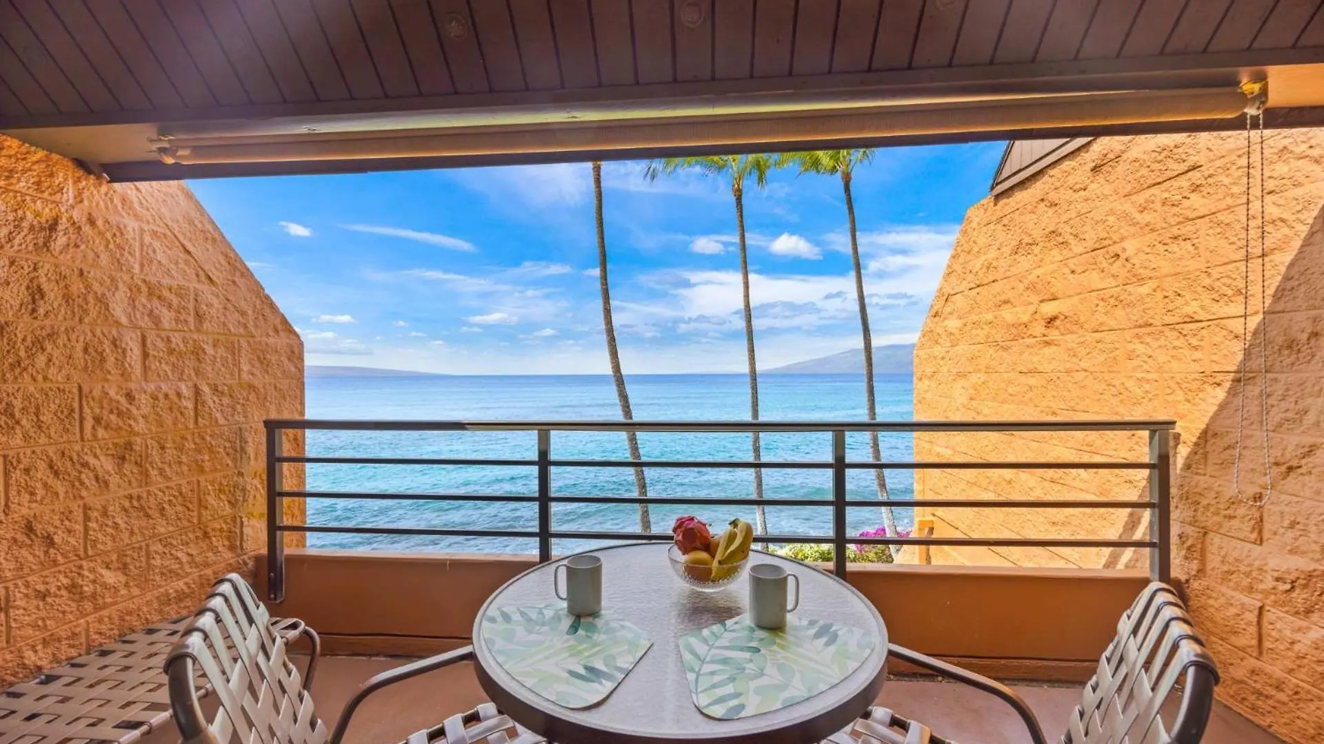 Kuleana Club #619 Oceanfront - 1 Bedroom & 1 Bathroom - Gated 3Rd Fl 卡哈纳 美国