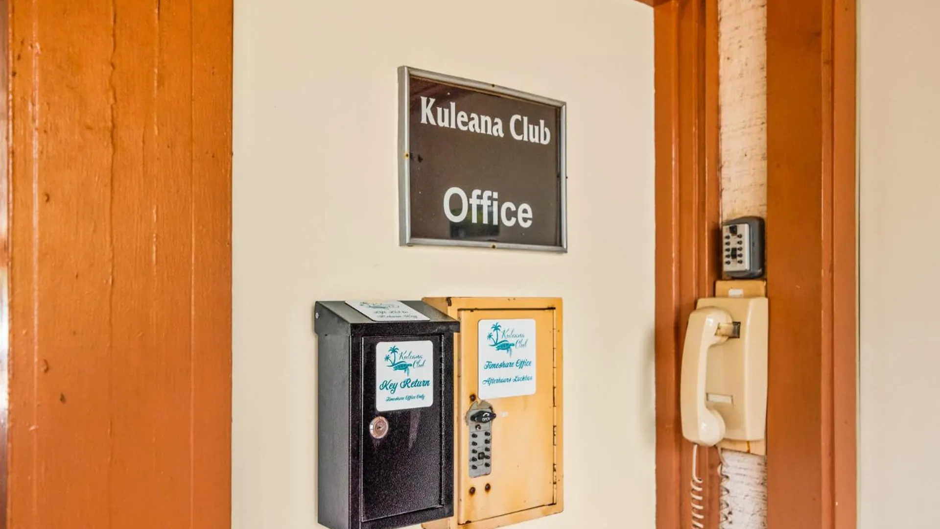 Kuleana Club #619 Oceanfront - 1 Bedroom & 1 Bathroom - Gated 3Rd Fl Kahana 0*,  United States